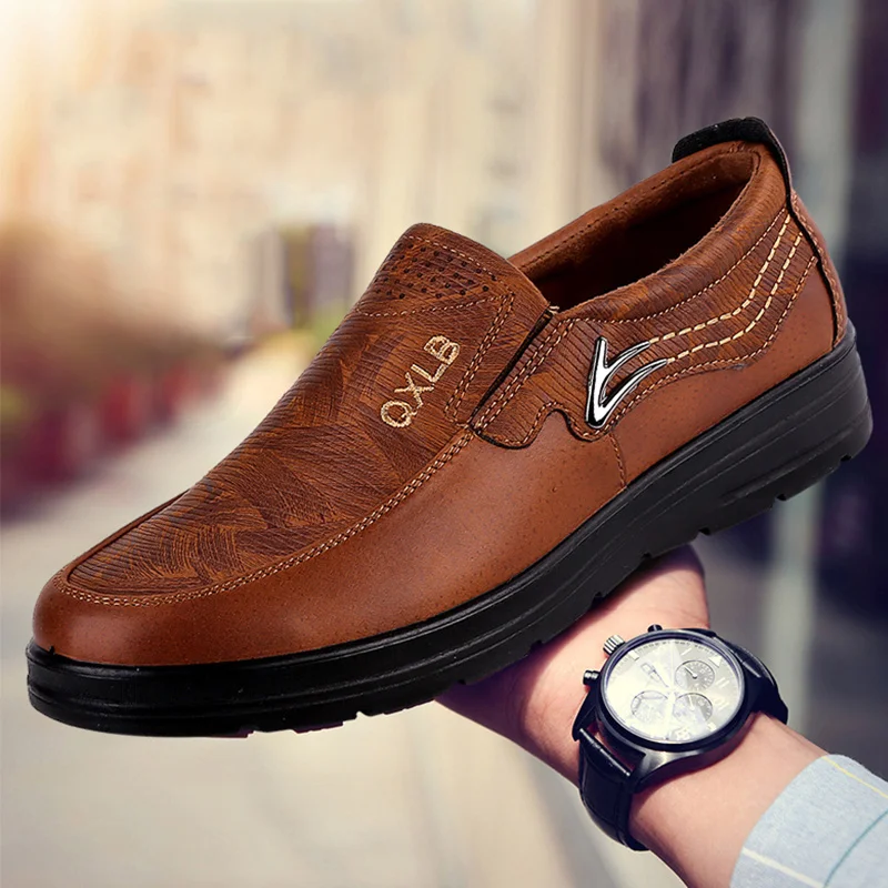 

2019 New Man Casual Shoes Fashion Sneakers Men Loafers Solid Canvas Shoes Spring And Autumn Footwear Men Shoes Plus Size 38 48