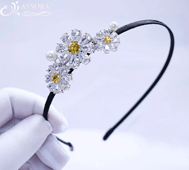 

Stylish Crystal Girls' Hair Accessories Pearls Headwear Headbands Elastic Rubber Hair Bands for Women