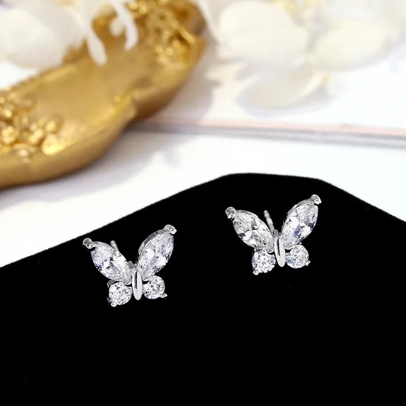

Cute Zircon Small Butterfly Earrings for Women Exquisite Fashion Jewelry Rhinestone Crystal Stud Earring Animal Earrings YY714