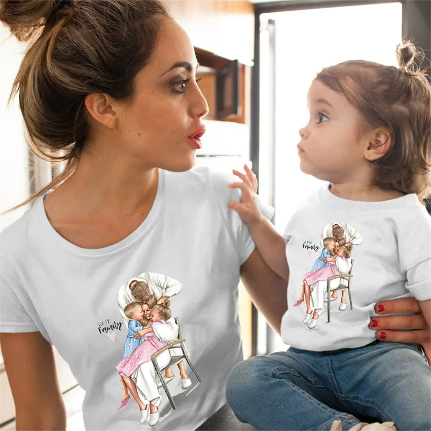 Милая семейная футболка Милая футболка для мамы и дочки летние топы с круглым вырезом для девочек и мальчиков, одежда с короткими рукавами для малышей крутая детская футболка - Цвет: C5