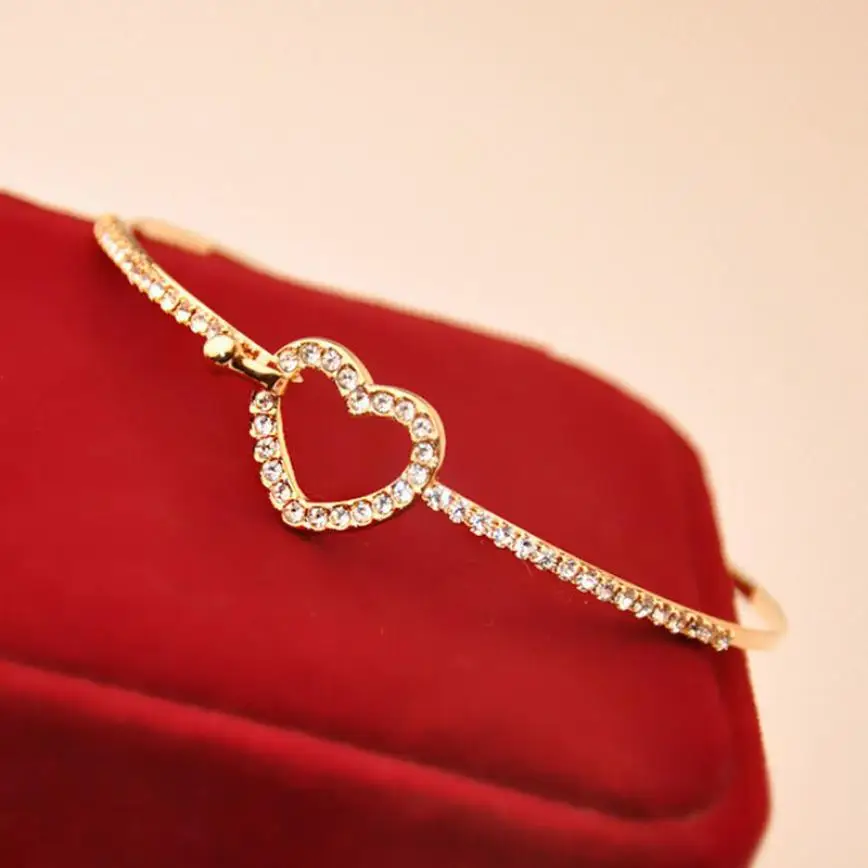

2018 New Fashion Style Bracelet Gold Rhinestone Love Heart Bangle Cuff Bracelet Jewelry Party Gift Bracelets for Women LadiesB30