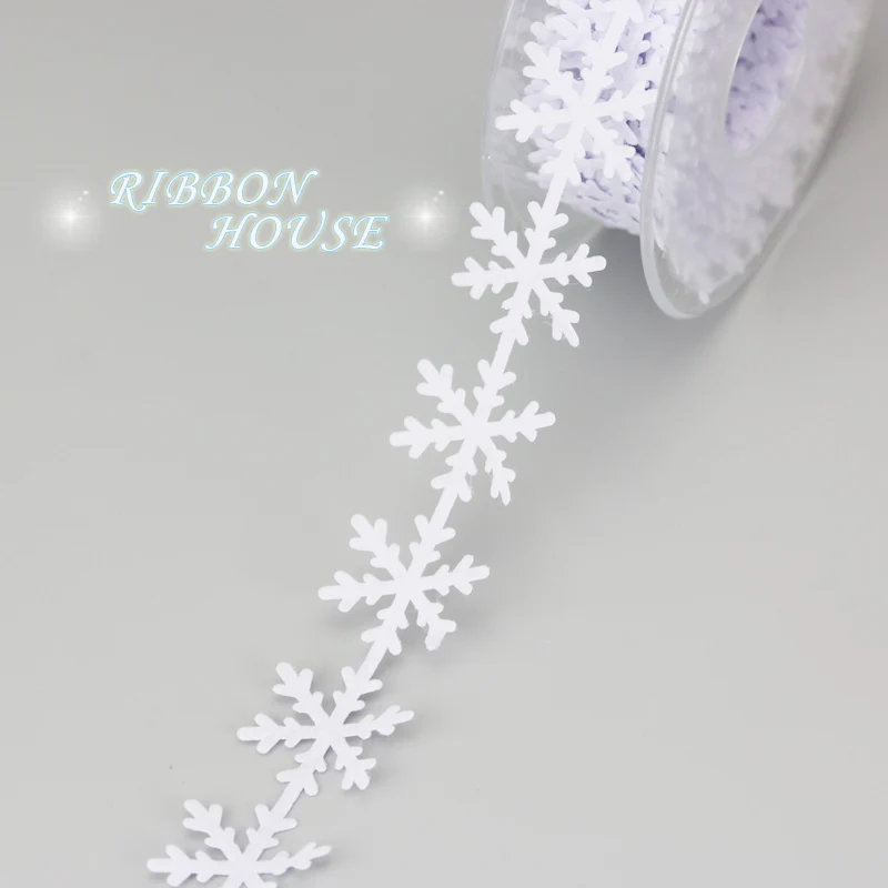 (5 meters/lot) 25mm Snow Decoration Belt with Ultrasound Embossed Nonwoven Christmas Decoration Ribbon lace