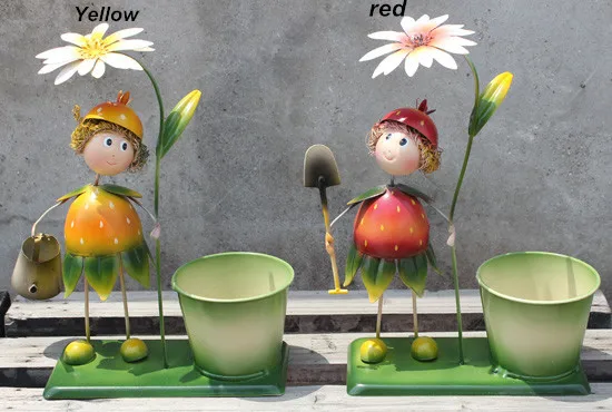 

Iron Flower Pot Planter Bucket With Garden Figures 23*8*18CM
