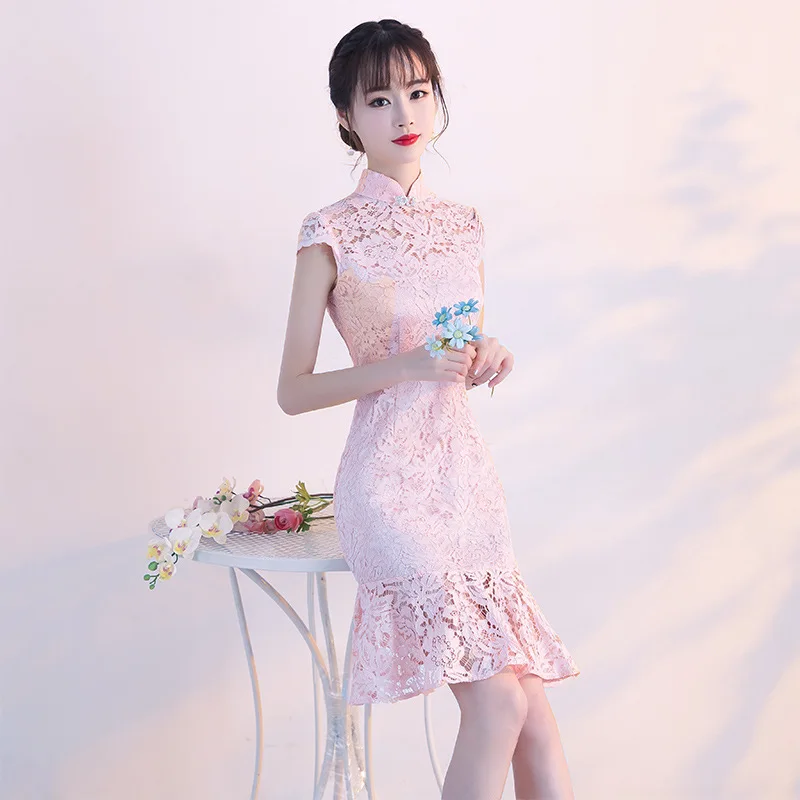 Традиционные китайское платье Qipao женские вечерние платья Винтаж Cheongsam для женщин невесты короткие черные кружево современный платье - Цвет: Розовый