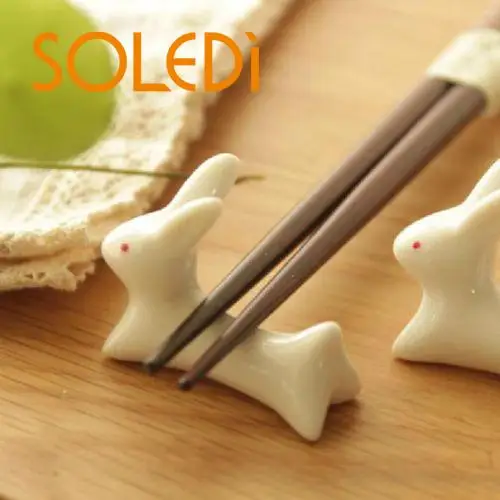 

Cute Ceramic Rabbit Chopsticks Stand Rest Rack Porcelain Spoon Fork Holder Home^