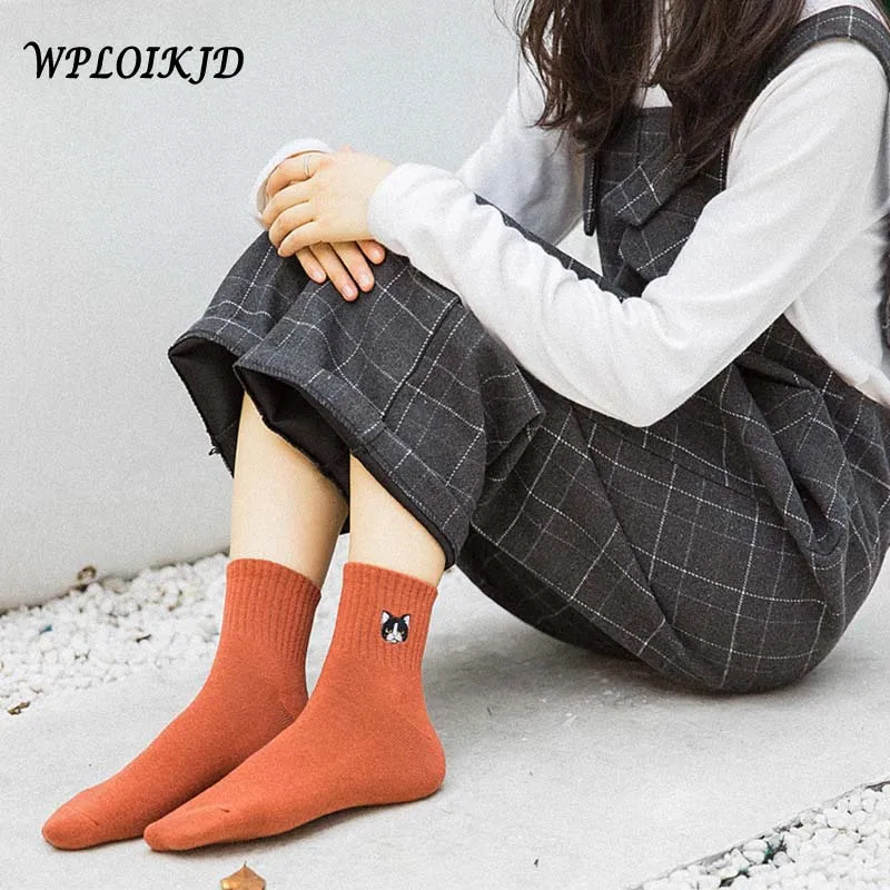 

[WPLOIKJD]Lovely Cartoon Embroidery Laszlo Women Casual Socks Kawaii Dogs Cats Funny Breathable Calcetines Mujer Sokken