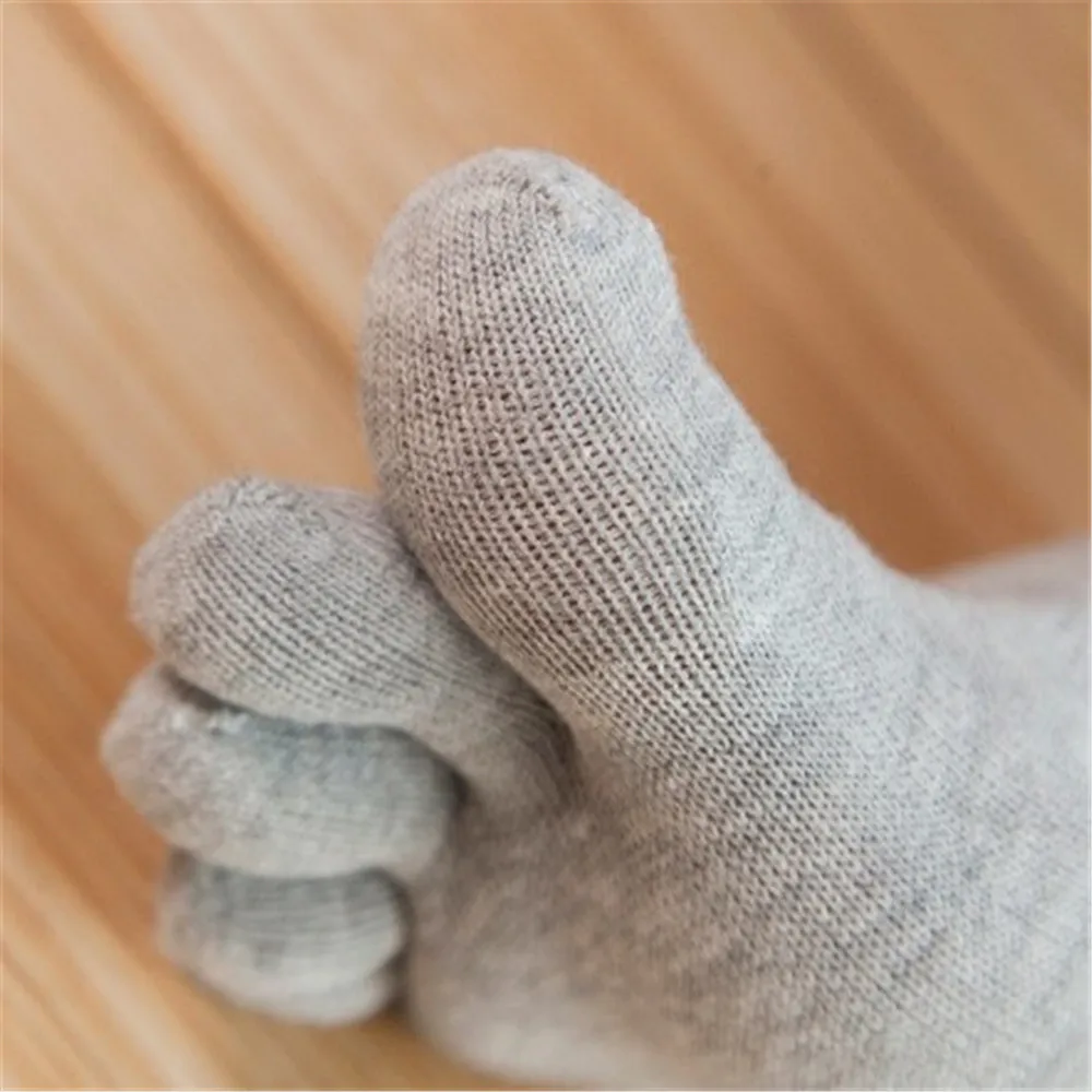 New Five/Two Finger Toe Socks Men Fashion Breathable Cotton Nonslip Socks Anti-skid Calcetines No Show Short Invisible