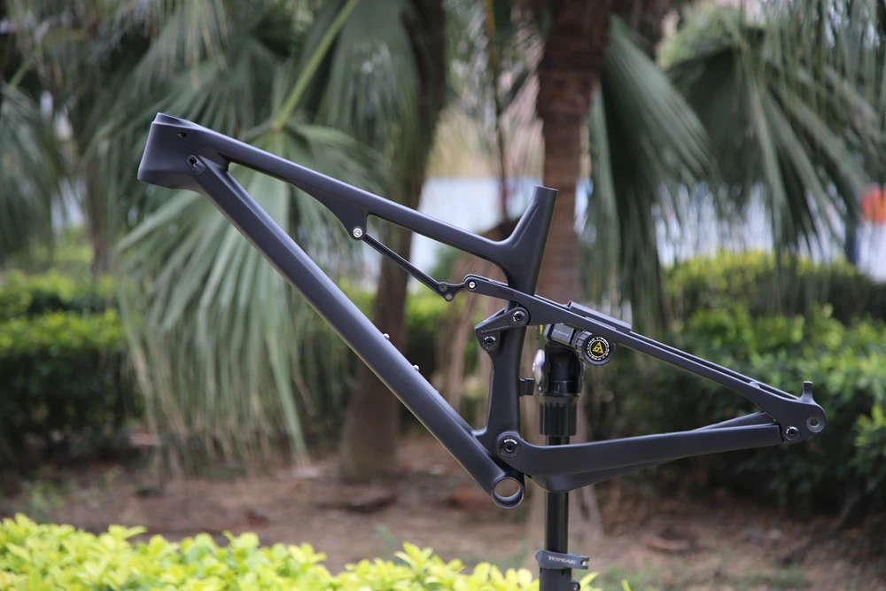 CARBON-SUSPENSION-BIKE-FRAME07
