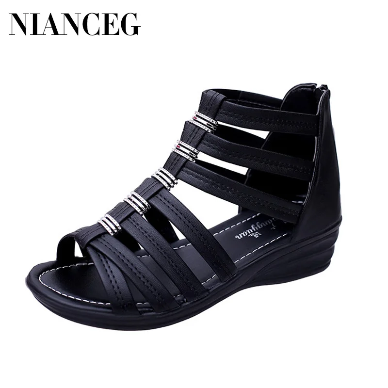 

Slippers Women Rome Sandals PU Leather 2019 Summer Flat Shoes Woman Casual Sandals Cut-out Open Toe Female Sandalias