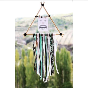 

Scandinavian Wall Hanging With Tassel Nordic Wood Wind Chimes Dreamcatcher Photo Frame with Rope Clips Hanger Kids Decoration
