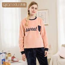 Осень зима плюс размер пижамы Пары повседневные пижамные комплекты Женские Фланелевые бархатные пижамы костюм круглый воротник футболка+ брюки