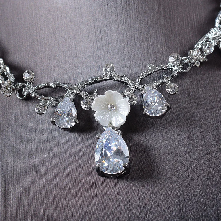 Luxo Cúbicos de Zircônia Conjuntos De Jóias de Noiva Folha-Forma de Cristal Strass Partido da Jóia Do Casamento Conjuntos de Colar (4)