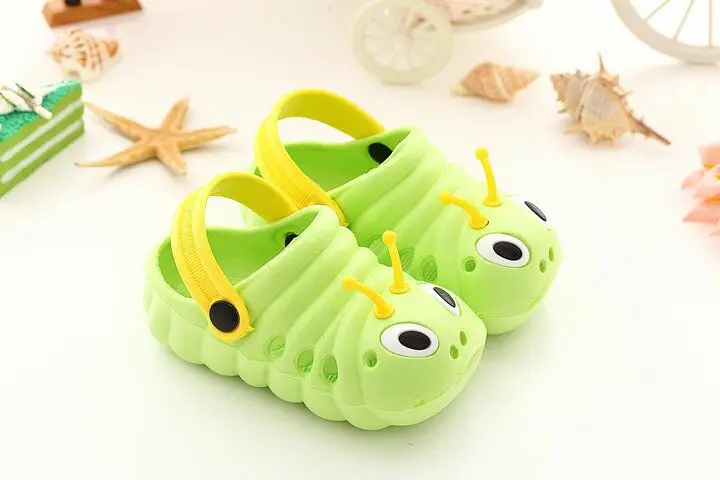 2018 جديد الصيف طفل الفتيان والفتيات صنادل شاطئ حذاء الاطفال أحذية خفيفة أنيقة مع خف مصنوع من المطاط حذاء للأطفال