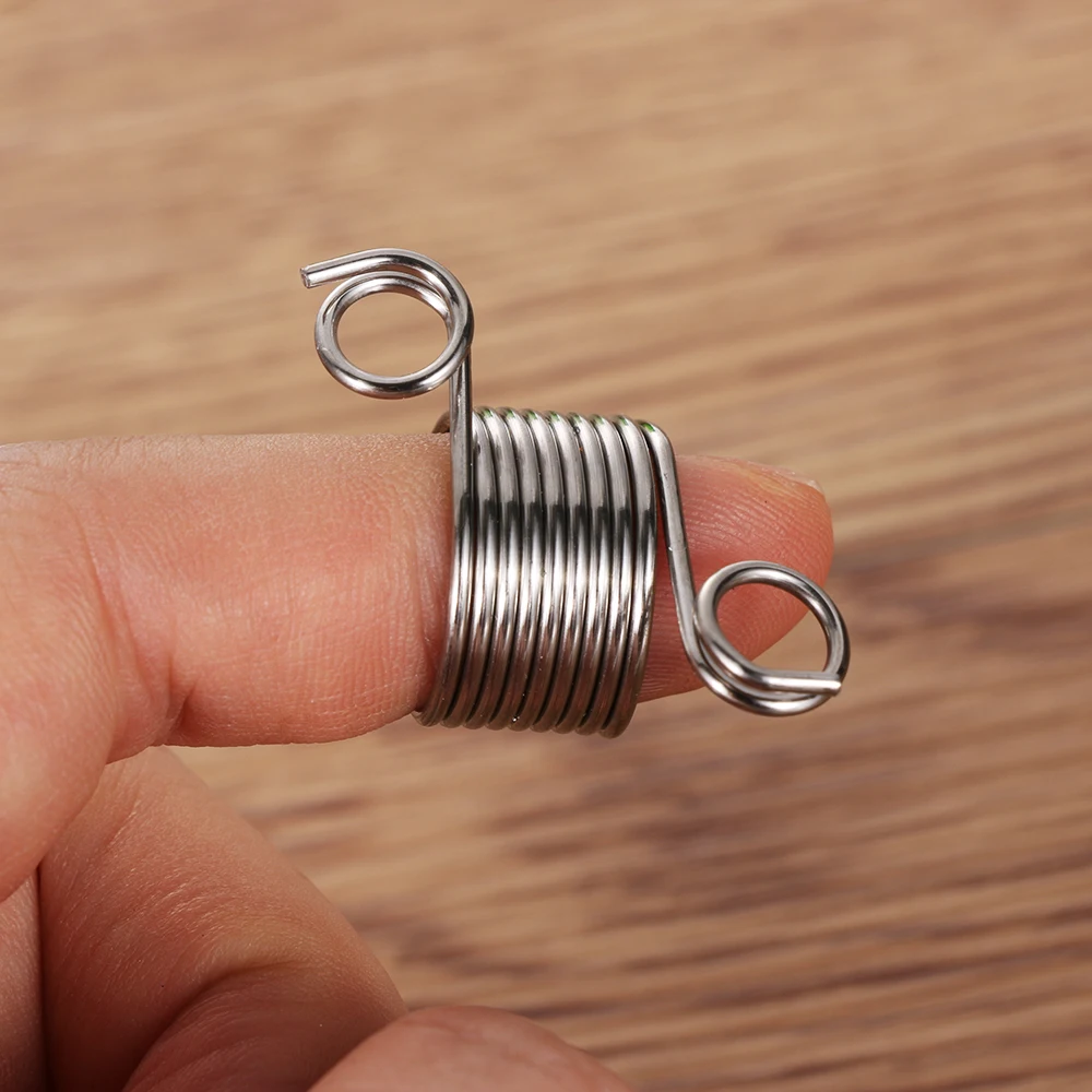 2 размера кольцо тип палец носить наперсток пряжа Пружинные направляющие из нержавеющей стали иглы наперсток вязание инструменты Швейные аксессуары