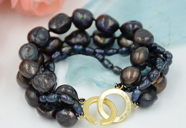 

01204 4row 8" black baroque rice freshwater pearl bracelet