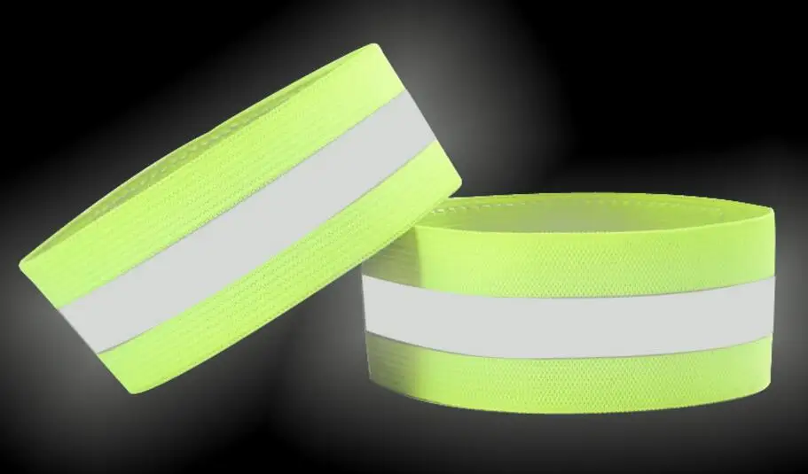 Refletivo de Segurança Reflectoras para Pulso Pacote de 2 de Alta Visibilidade Colete Ajustável Leve Elásticas Bandas Tornozelo Braço Perna 9 Refletivo de Segurança Ajustável Leve Elásticas Bandas