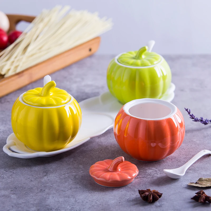 

Creative ceramic seasoning jar Korean seasoning box bottle seasoning jar bottle salt shaker pumpkin seasoning kitchen utensils