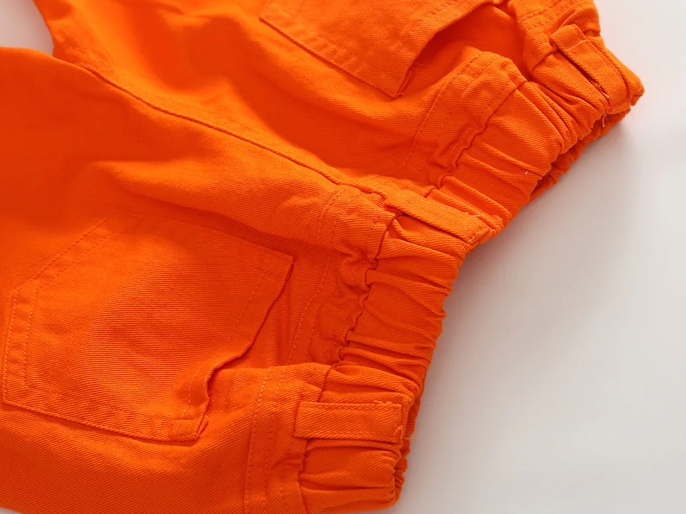 4440226117_2068599042