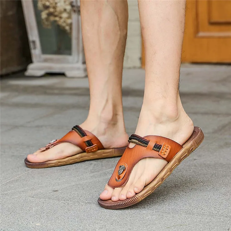 Men's Fashion Casual Flat Flip Flops Slippers Beach Sandals Outdoor Skid Shoes Mans footwear terlik kapcie 40JA3051