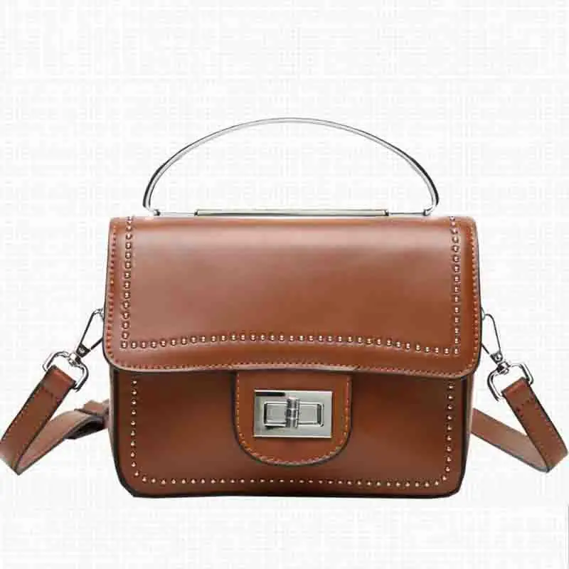

Genuine Leather Small Girls Crossbody Bags for Women Shoulder Messenger Bags Ladies Rivet Bags Summer Female metal chain Purse