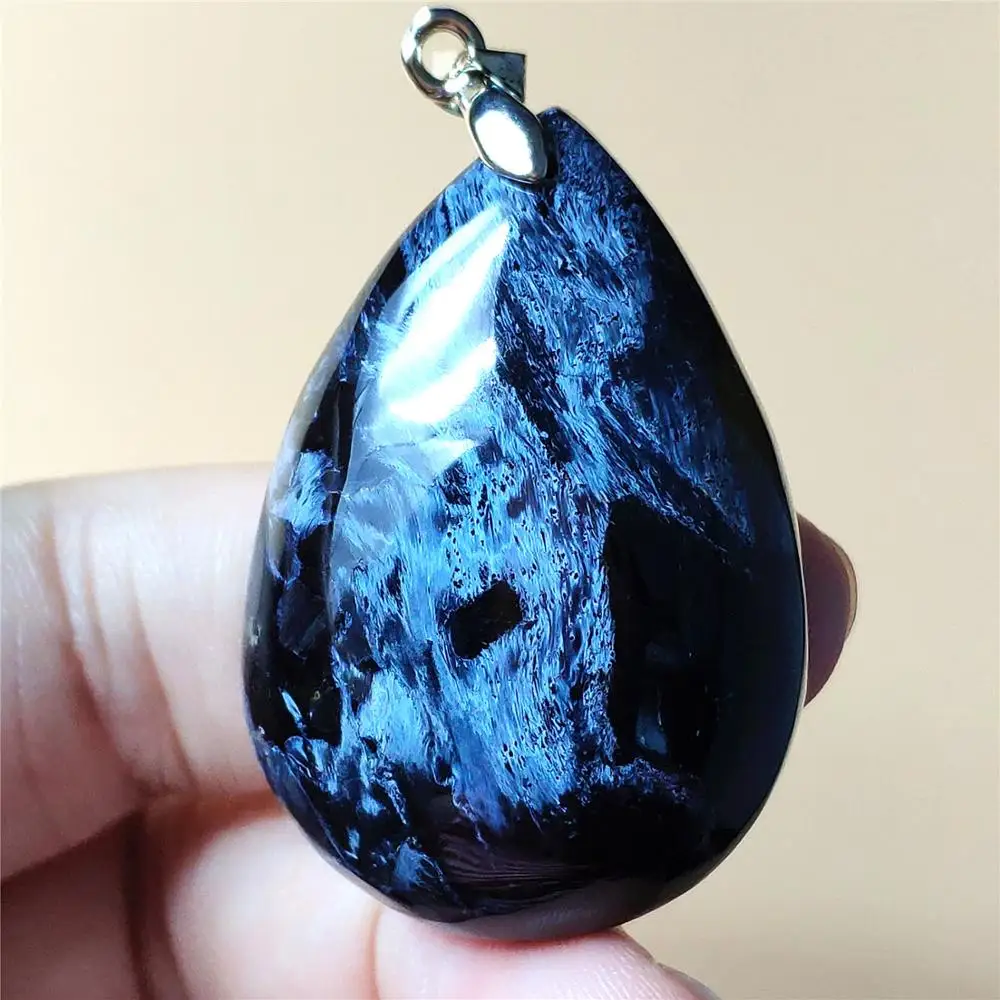 

Natural Blue Aquamarine Pendant 26x23x14mm Crystal For Women Men Raw Material Stone Healing Best Stone Pendant AAAAA