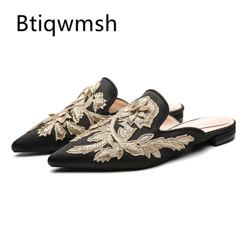 

2019 Luxury Satin Slippers Woman Pointed Toe Flower Embroidery Flats Muller Shoes Women Fashion Sandals