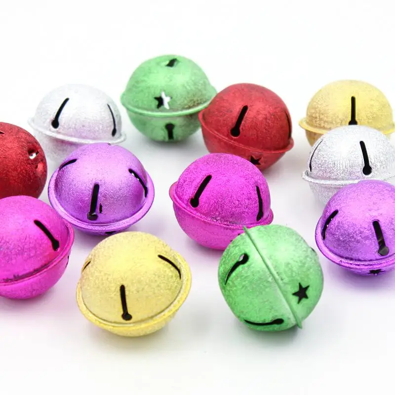 

4Pcs/Lot Metal Jingle Bells Christmas Tree Party Decoration Family Ornament Xmas Baubles Crafts Christmas Bells Size 40*34mm
