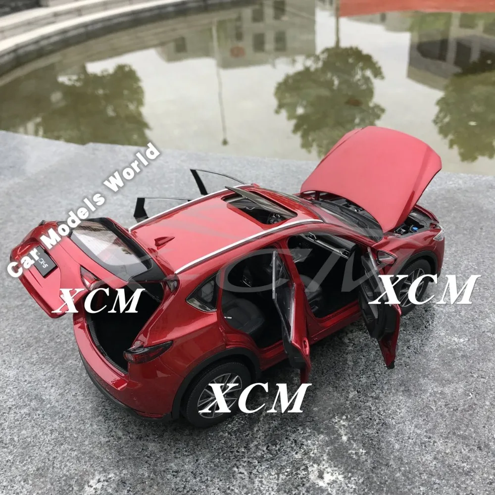 Литая модель автомобиля для всех новых CX-5 CX5 поколения 2 1:18(красный)+ маленький подарок