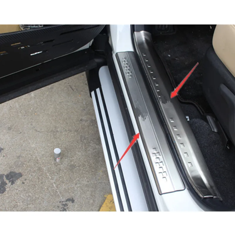 

For Toyota Rav4 Door Sill Scuff Plate Guard Stainless Steel Door Sills Trim Protector Car styling Accessories 2014 2015 8PCS