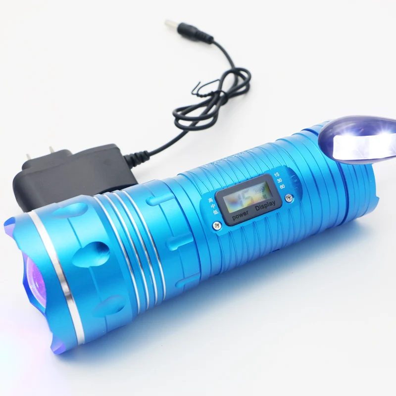 

3 different light can be adjusted. Good partner of night fishing. The appearance is exquisite and mini. It can.Night fishing lig