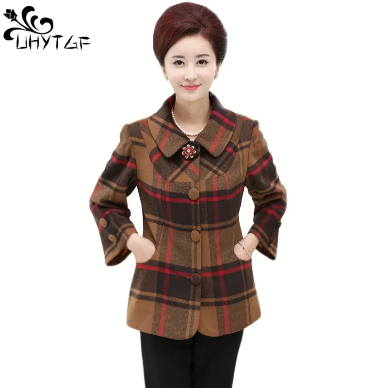 

UHYTGF Women's Hooded Jackets 2019 Spring autumn Mother windbreaker Women Basic Jackets Coats Zipper Jackets Bomber Famale X194