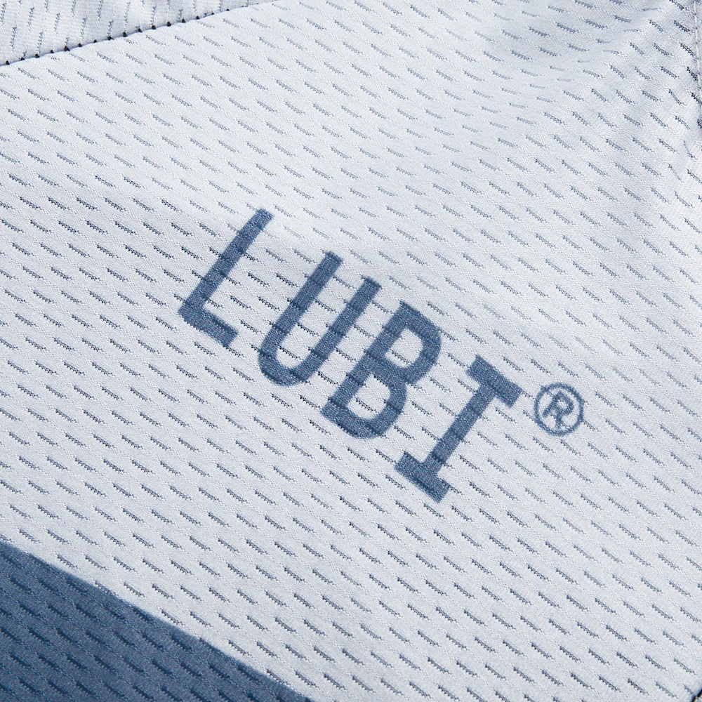 1U2A2918