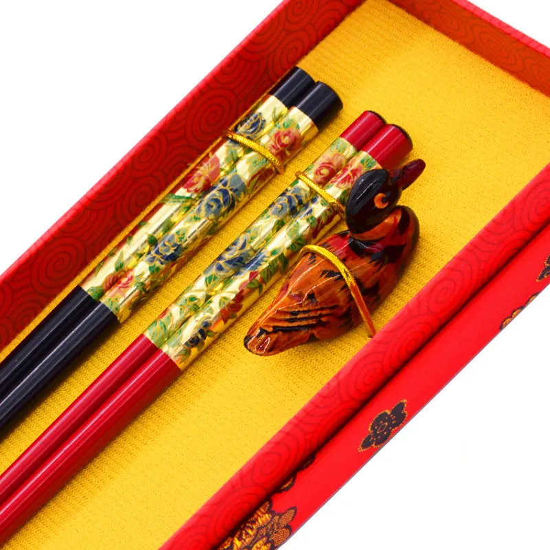 

New Arrival High Quality Tableware Chinese style Green Natural Iron Wood Eco-friendly Chopsticks Set Value Gift Pack