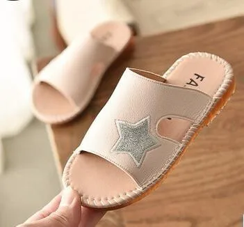 Летняя новая обувь для девочек, сандалии со звездами и тапочки, детская мягкая Нескользящая домашняя обувь, пляжная обувь - Цвет: Розовый