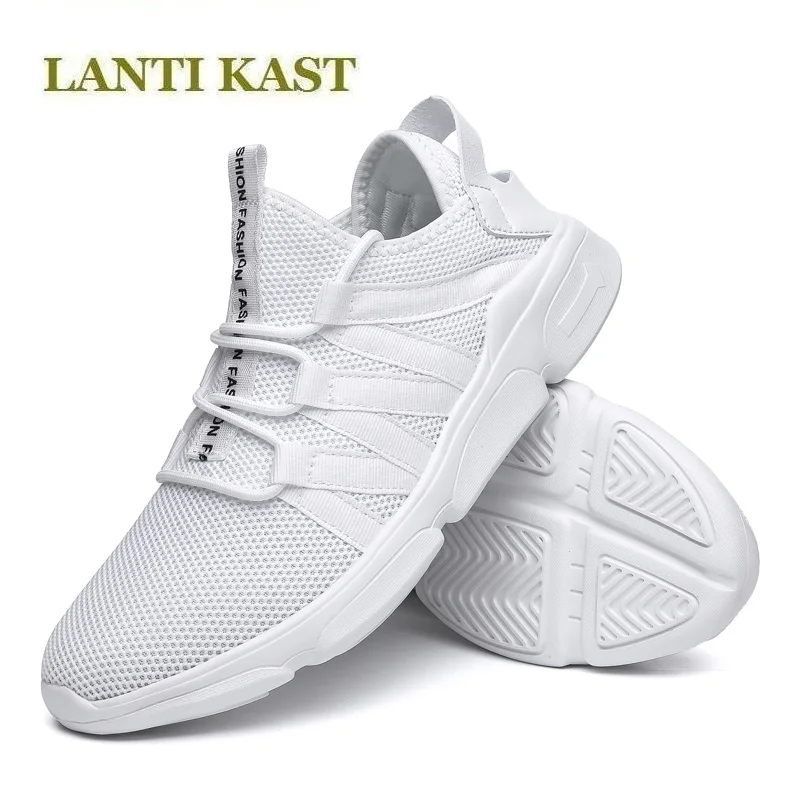 

2018 men New Teenagers Super large code fashion match Breathable sports shoes man flyknit Light walking shoes
