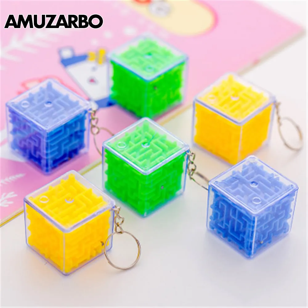 

1PCS 3D Maze Magic Box Key chain transparent hexahedral Puzzle Square Games Toy Gifts Children's Education Adult Supplies