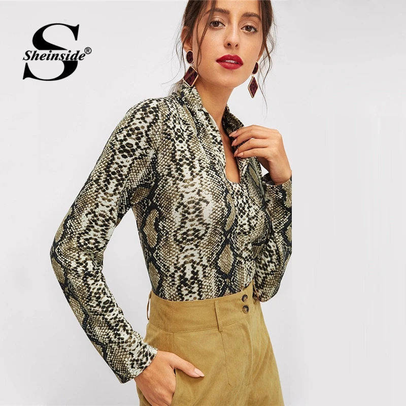 

Sheinside Long Sleeve Women Tee Shirt Fashion Office Ladies V Neck Snake Skin Print Tops 2018 Autumn Elegant Womens Slim T Shirt