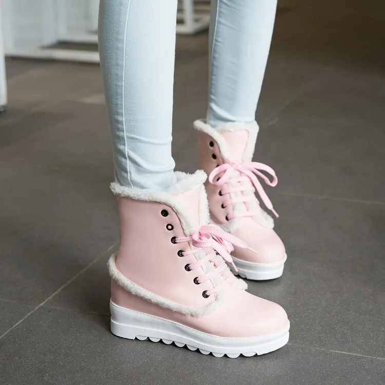 

Big Size 11 12 13 Short snowshoe with lace cross strap inside round head and high heel in front of waterproof platform