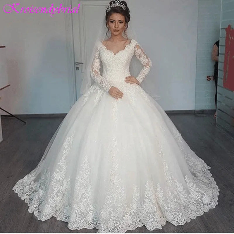 

DZW014 New Romantic Elegant Princess Wedding Dress 2018 Long Sleeves Appliques Celebrity V-neck Ball Gown vestido De Noiva