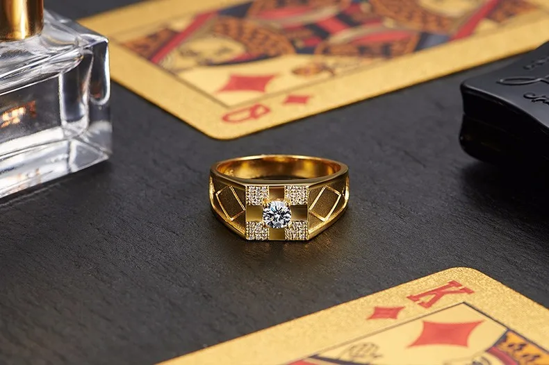 Ювелирные кольца Moissanite Engagemet для мужчин Poker 0.3CT сертифицированное DE цвет VVS1 18K желтое золото обручальное кольцо