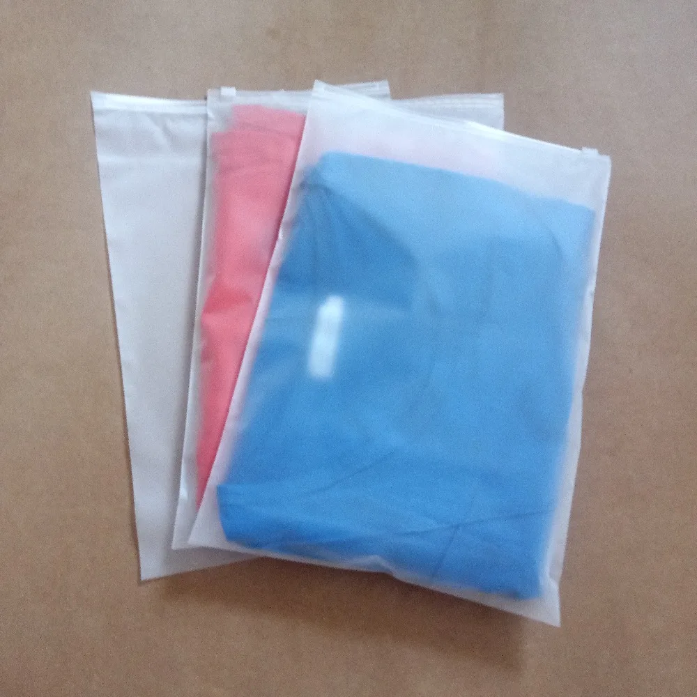 30pcs Frosted Thick 0.2mm Plastic Reclosable Zipper Poly Bag, Waterproof Storage Packaging Bag