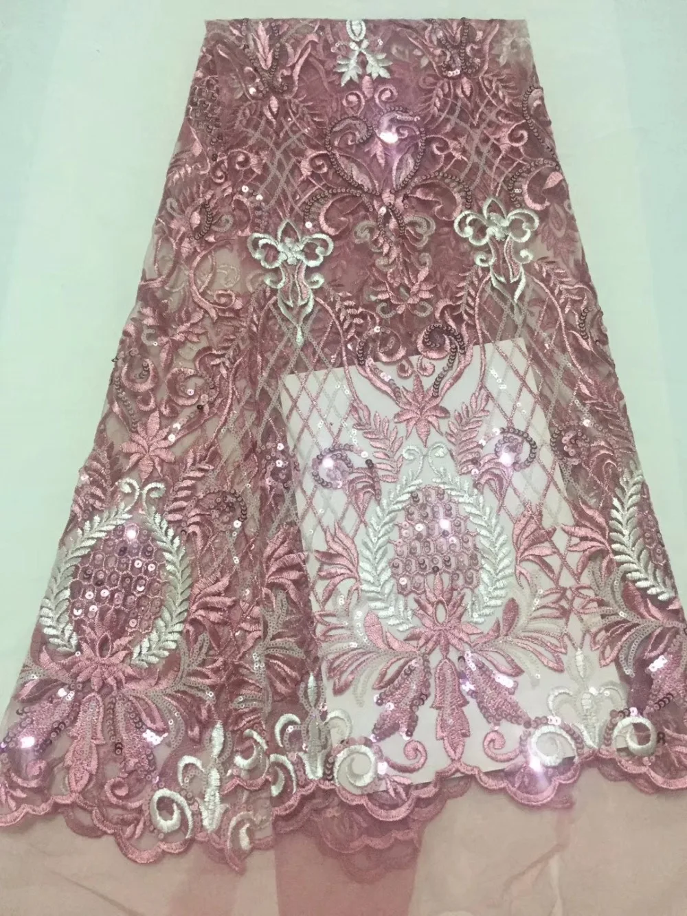 

2018 high quality nigerian french lace embroidered tulle lace fabric for wedding dress,Russia African lace fabric 5yards/lot