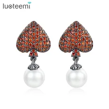 LUOTEEMI, милые серьги-гвоздики в форме сердца с искусственным жемчугом для женщин, Роскошный CZ Pendiente, Свадебная вечеринка, черный, красный цвет, рождественский подарок