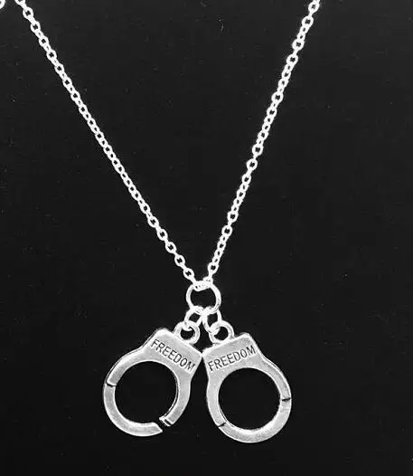 

New Fashion Jewelry Vintage Silver Partner in Crime Handcuff Sisters Friends Charms Animal Pendant Collars Statement Necklace