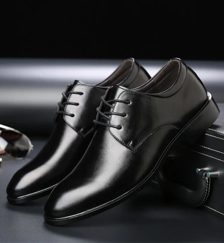 OSCO/брендовые Новые Мужские модельные туфли; размеры 38-44; черные классические туфли-оксфорды с острым носком для мужчин; модные мужские деловые туфли для вечеринок