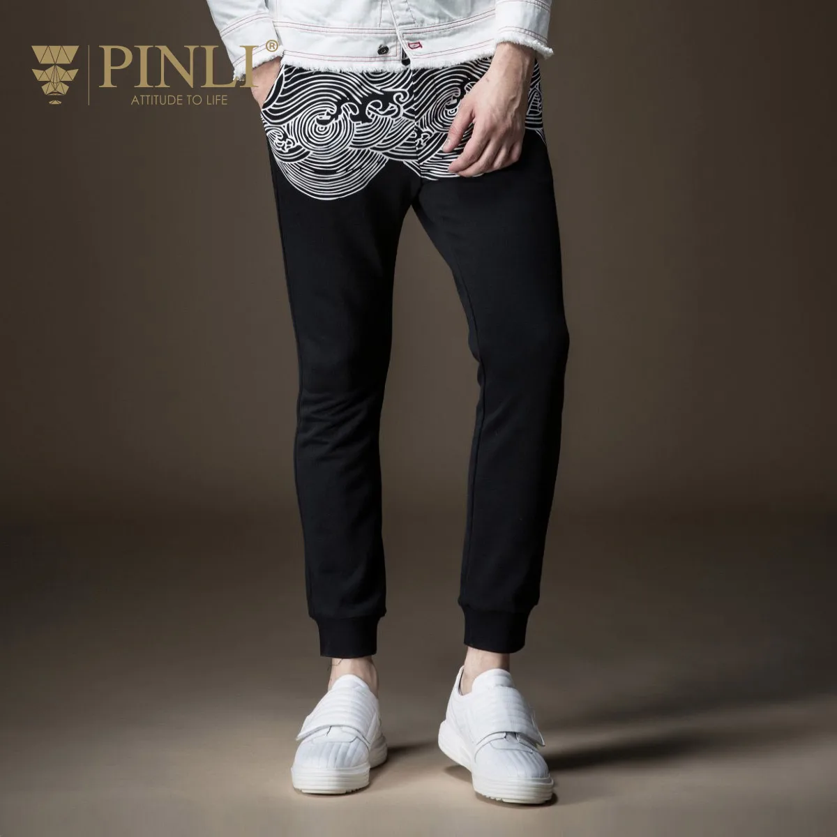 2019 jogginghose Pinli Produkt Hergestellt Männliche Kleidung Fußabdrücke Der Neue Fonds Von Herbst Blume Fuß Männer Freizeit Hosen B183317320