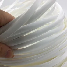 500g de ratán sintético blanco PE ratán tejido plástico imitación de mimbre sintético materia prima para el componente de la silla de mesa al aire libre