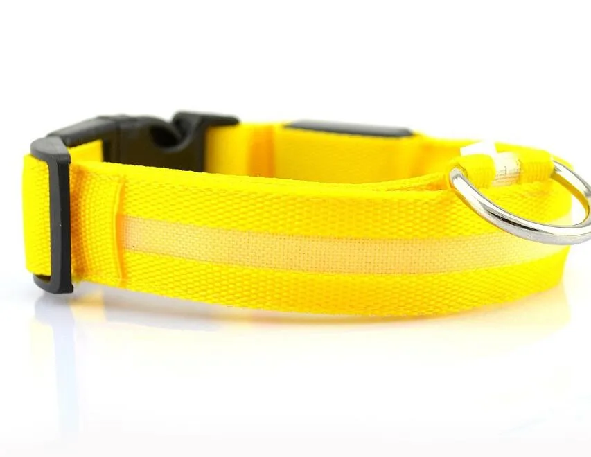 Nylon LED Pet Dog Collar,Night Safety Flashing Glow In The Dark Dog Leash,Dogs Luminous Fluorescent Collars Pet Supplies hemp dog collars