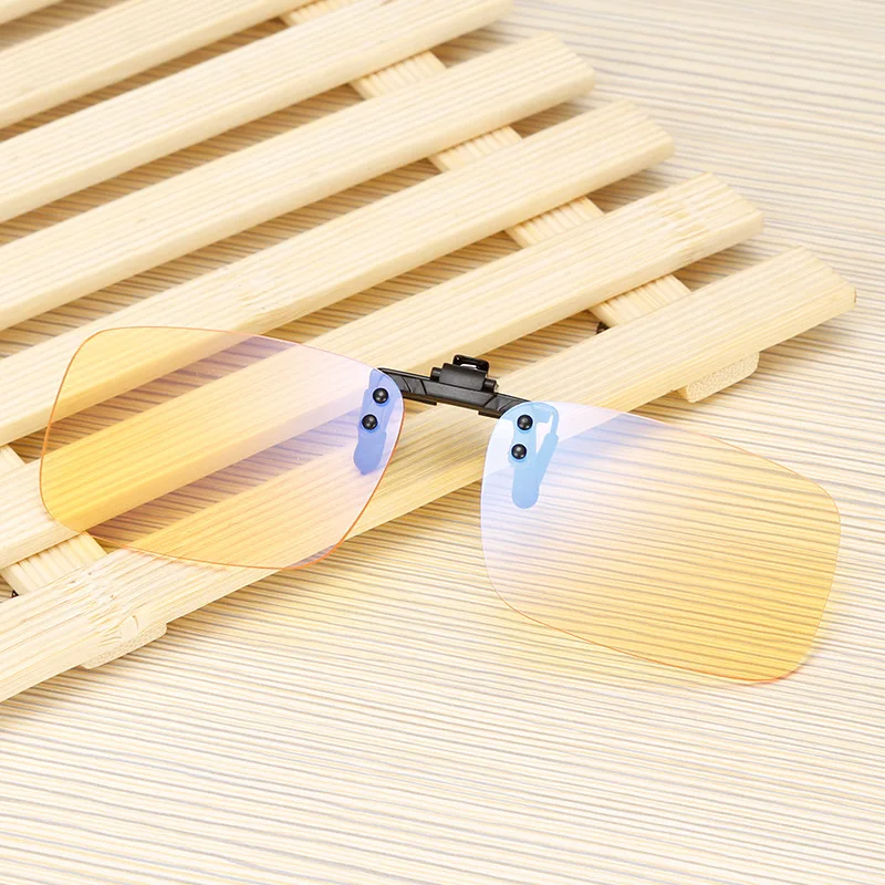 Anti Blue Rays Computer Glasses Clips Men Flip Clip On Clear Yellow color for Computer Protection Gaming Glasses UV400 radiation Anti Blue Rays Computer Glasses Clips Men Flip Clip On Clear Yellow color for Computer Protection Gaming Glasses UV400 radiation