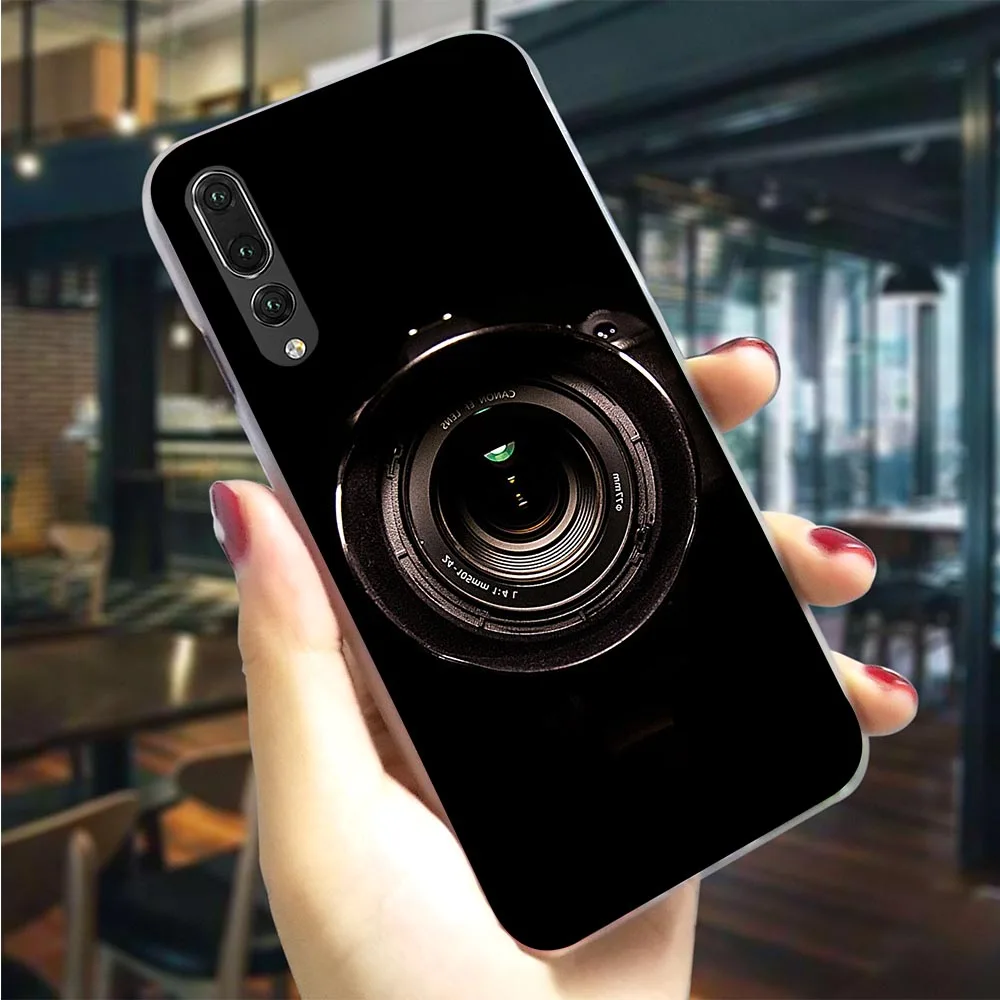 

Plastic Phone Case for Huawei Honor 9 Lite Retro Camera Covers for Honor 8 Lite Cover 10 6A 7A Pro 7X 7C Y6 Prime Nova 3i 3